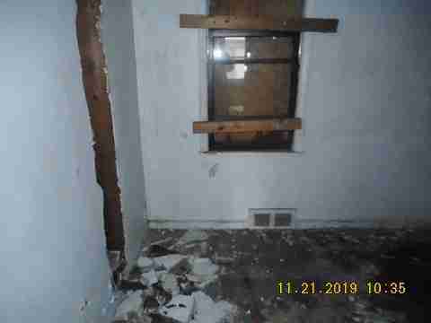 18600 Riverview (23)_m.jpg